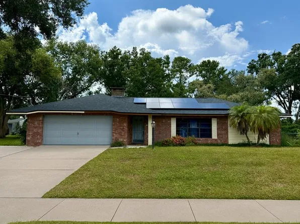 115 Hallum Dr, Auburndale, FL 33823