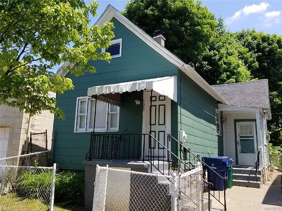 1st image of 123 Greenwood Pl