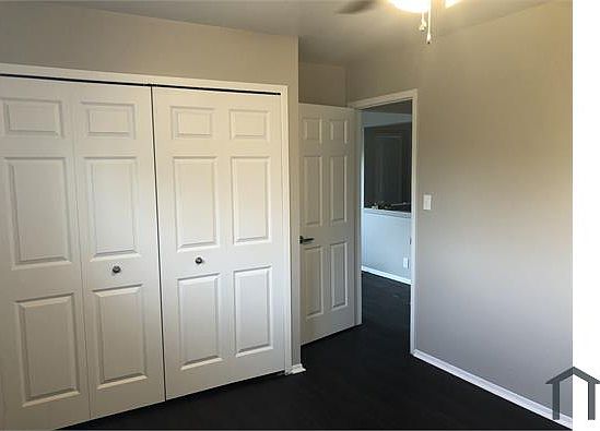 2nd image of 2508 Inglis St #6