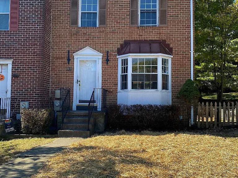812 Tilghman Dr — Photo 1