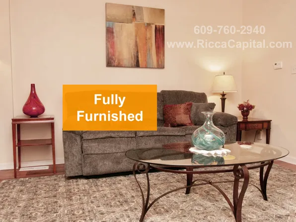 215 S Atlantic Ave E, Stratford, NJ 08084