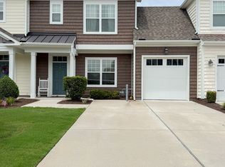 1920 Cannongate Ter, Chesapeake, VA 23322