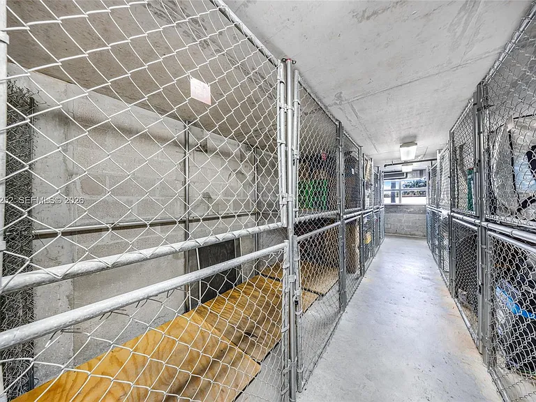 1625 Kennedy Cswy #1004D — Photo 42
