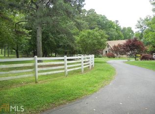 225 Lem Edwards Rd, Winterville, GA 30683