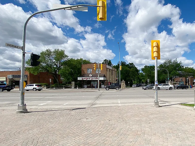 2075 Portage Ave #102 — Photo 17