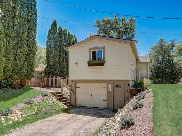 1745 Covered Bridge ROAD, Cedarburg, WI 53012
