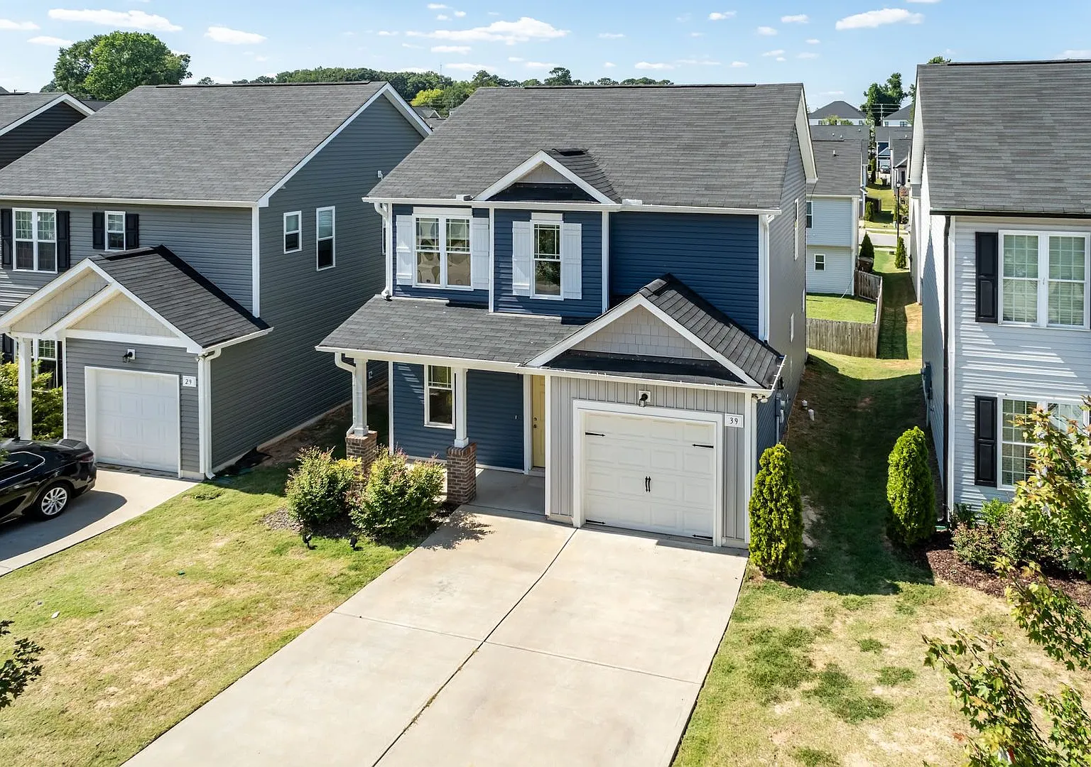 Three Bedroom Home in Growing Community! — Photo 2