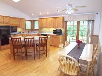 2nd image of 901 Harwich Ln
