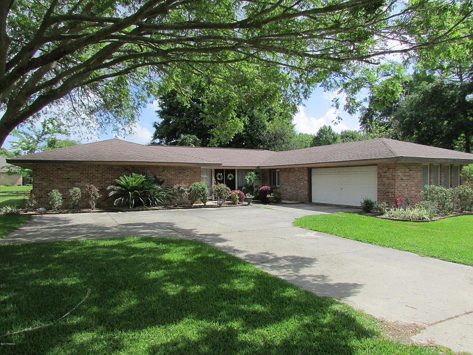 1st image of 3935 Bayou Blvd