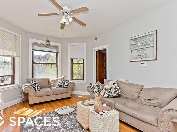 4th image of 3919 N Southport Ave #2