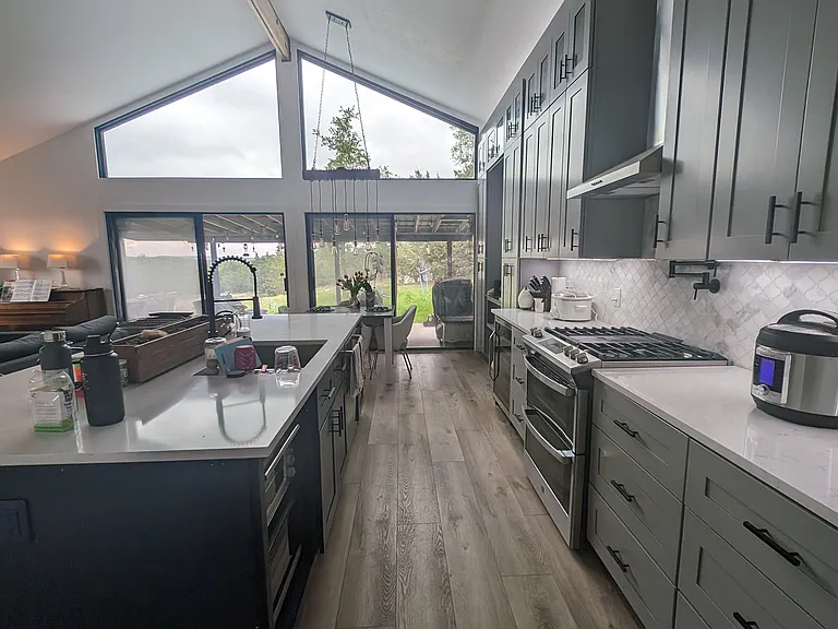 306 Deer Creek Cir — Photo 3