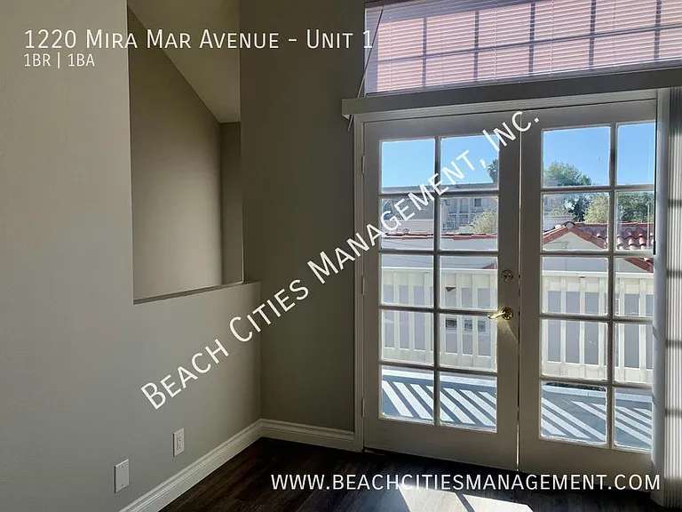 1220 Mira Mar Ave #1 — Photo 27
