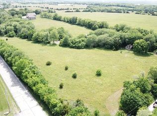 10370 Kill Creek Rd, De Soto, KS 66018