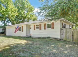 419 E Alice St, Mount Vernon, MO 65712