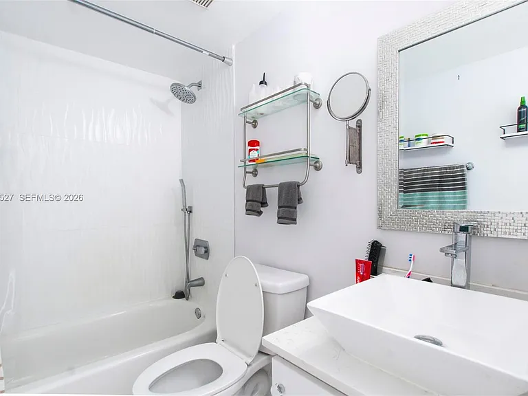 49 Majorca Ave #303 — Photo 20
