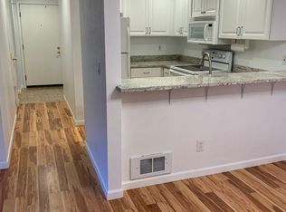 11913 93rd Ln NE APT 204, Kirkland, WA 98034