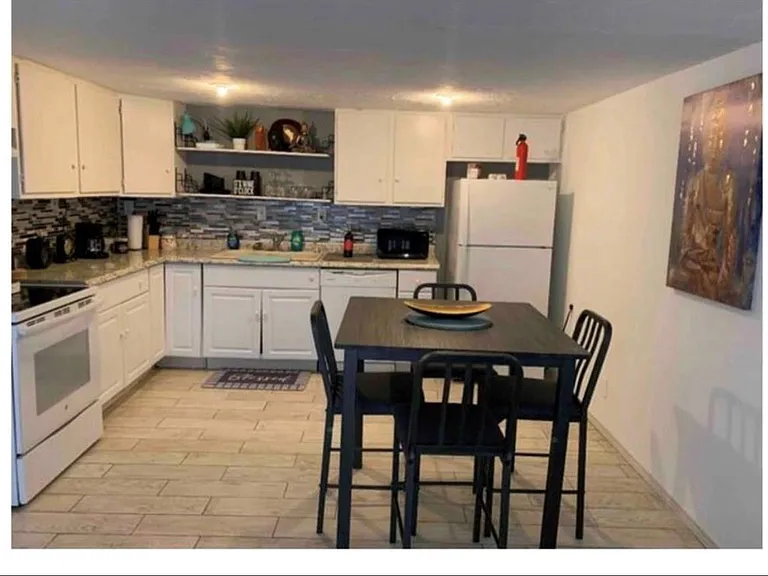 2606 Stanford St #5 — Photo 3