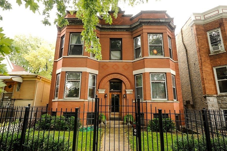 1st image of 1639 W Carmen Ave #1N