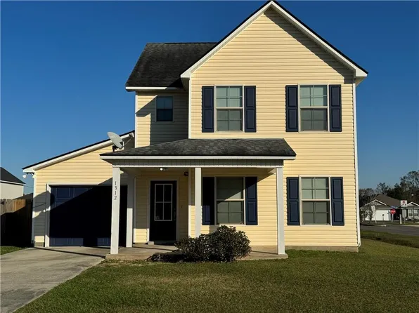 1312 S Sky Ave, Gonzales, LA 70737