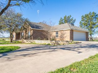 8566 Rainey Rd, San Angelo, TX 76905