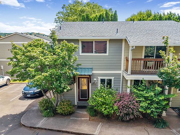 3rd image of 1706 Avalon Dr #27