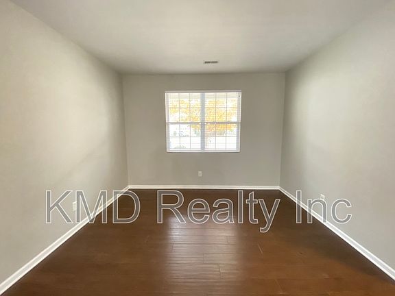 5th image of 7306 Lamplighter Close Dr