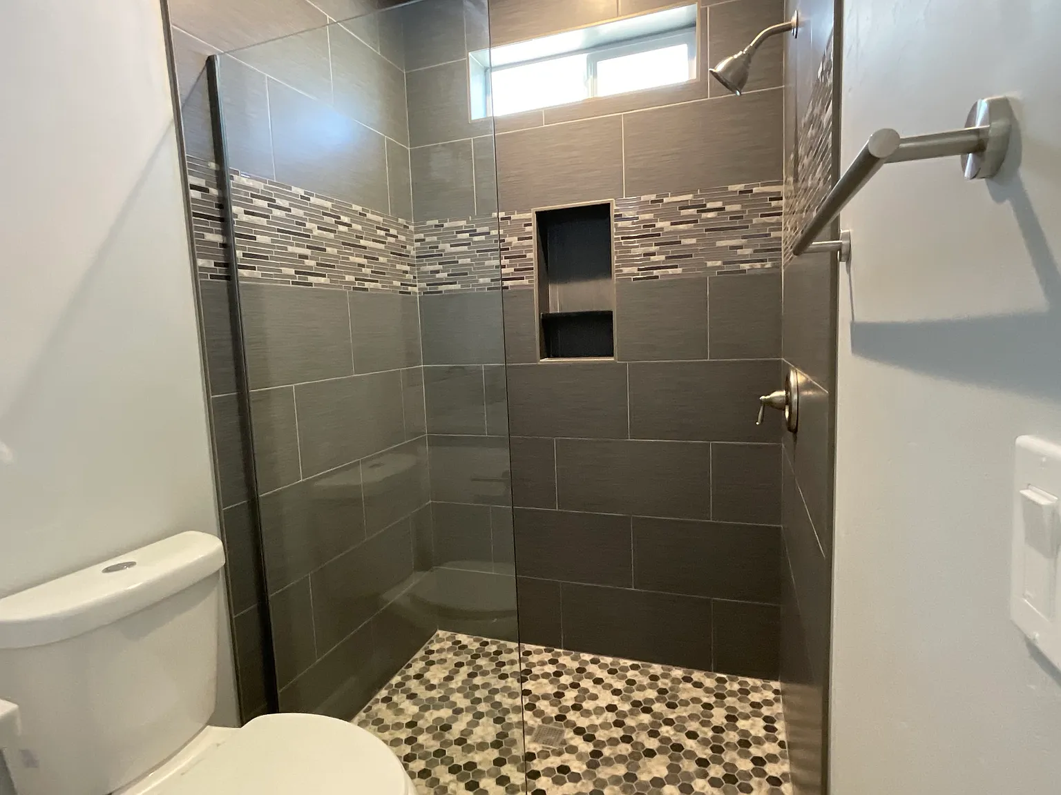 3 bed, $1,675 — Photo 3