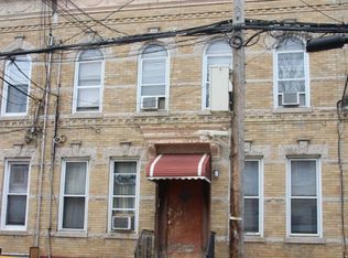 6027 67th Ave, Ridgewood, NY 11385