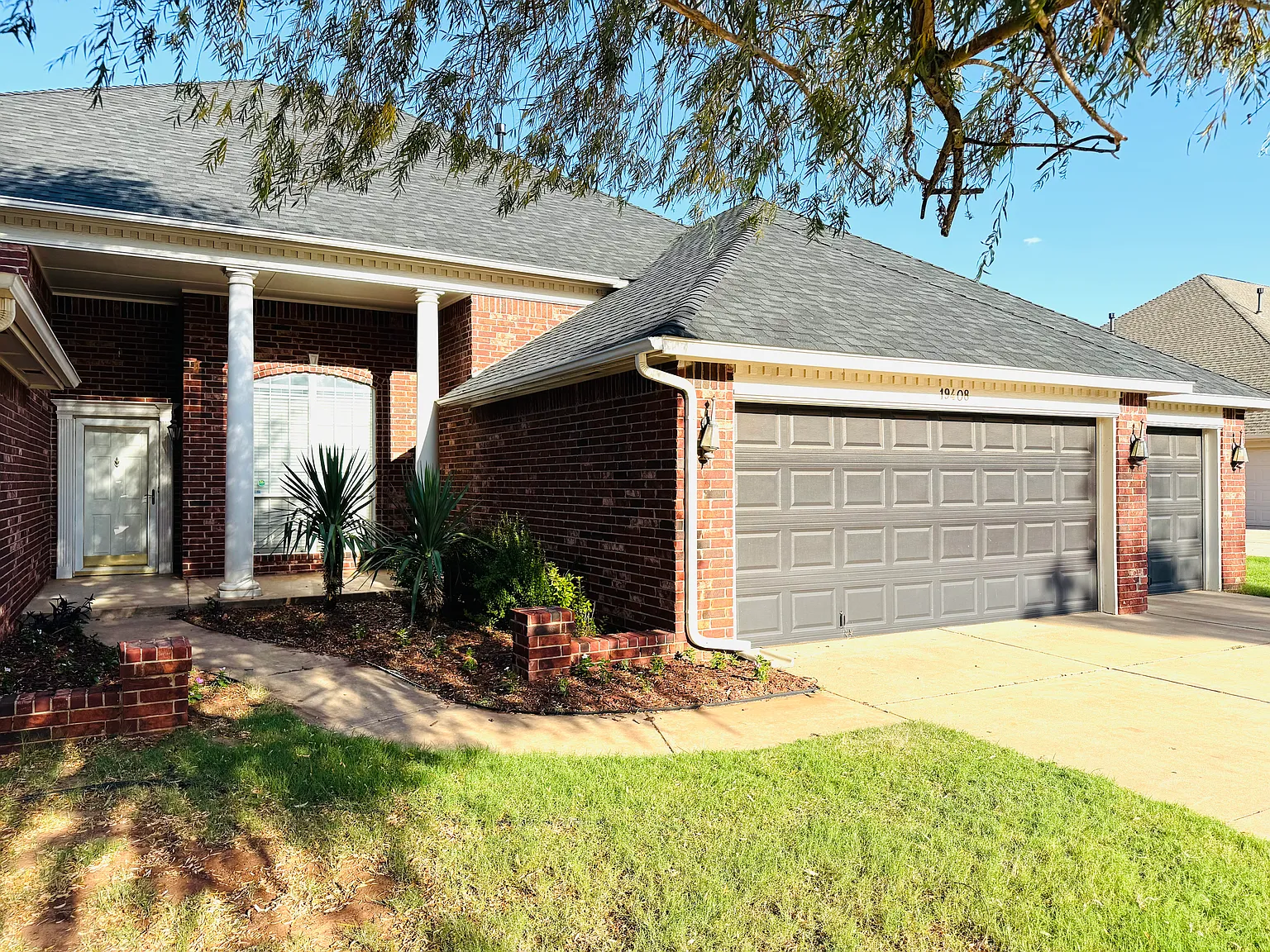 19408 Stubblefield Ln — Photo 2