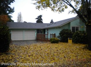 758 71st St, Springfield, OR 97478