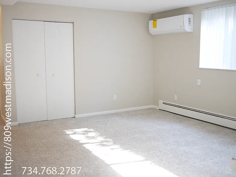 2 bed, 842 sqft, $900 — Photo 3