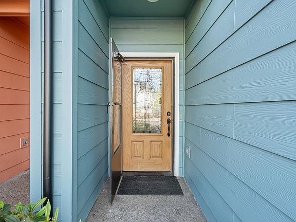4th image of 1238 Fruitdale Dr