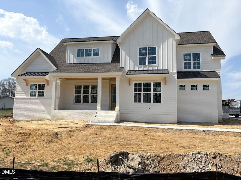 1st image of 5864 Carriage Gate Dr