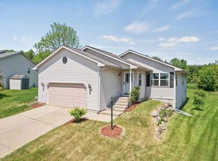 729 Parkside Ave, Baraboo, WI 53913