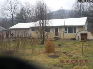 6880 Wardell Hollow Rd SE, Uhrichsville, OH 44683