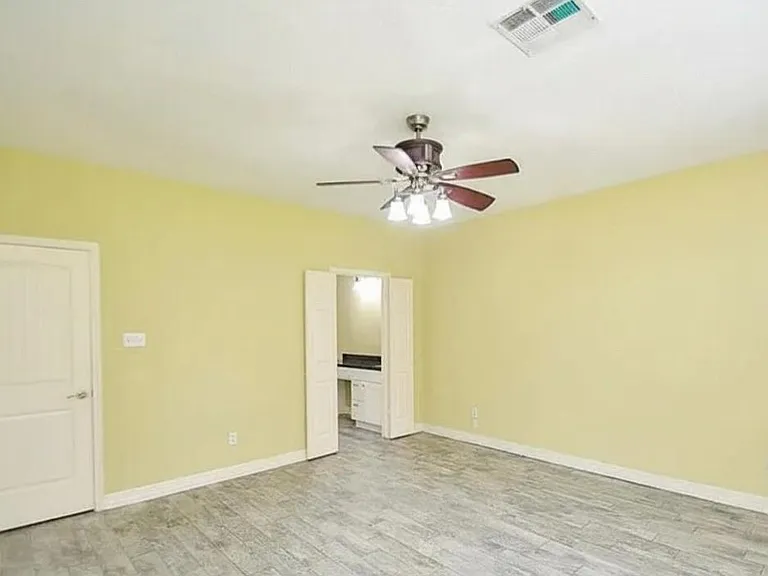 318 N Cypress Estates Cir — Photo 11
