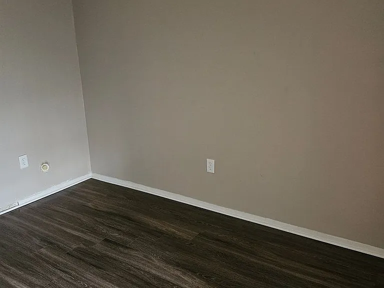 5664 Myers Rd — Photo 10