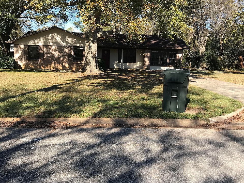 1st image of 904 Southland Dr