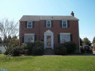 823 Sheffield Dr, Springfield, PA 19064