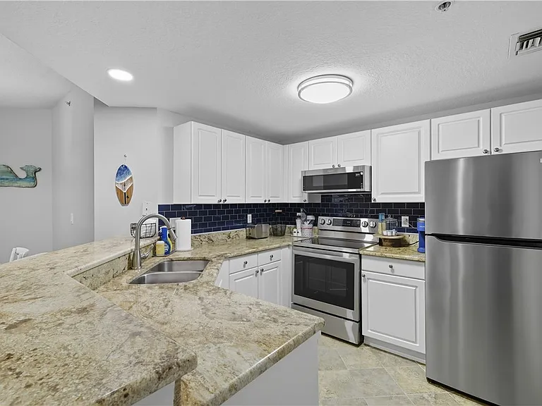5095 Fairways Cir #I111 — Photo 4