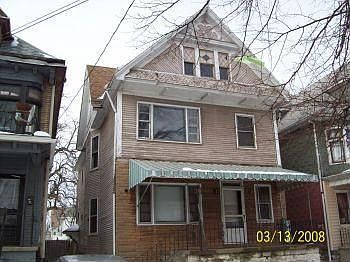 2nd image of 30 Kamper Ave