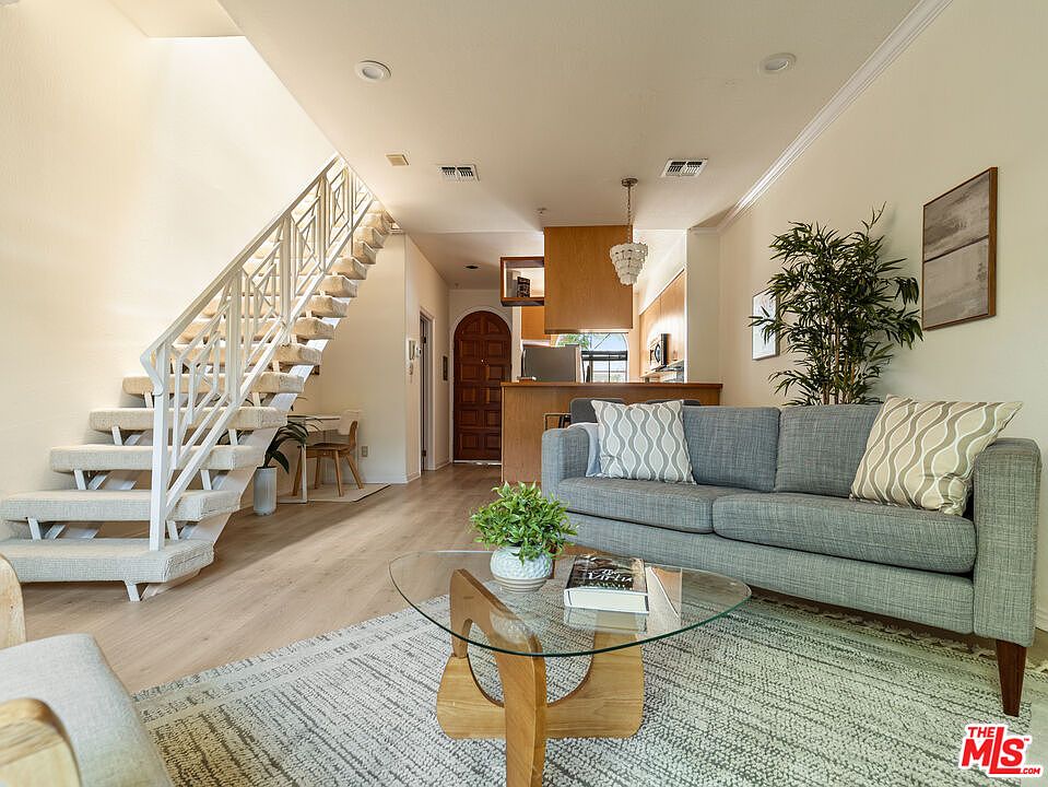 1st image of 1457 S Centinela Ave #6