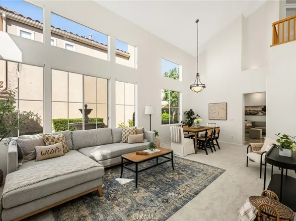37 Del Cambrea, Irvine, CA 92606