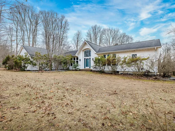 57 Davis Road, Mansfield, CT 06268