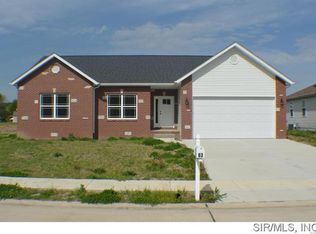 63 Steele Dr, Granite City, IL 62040