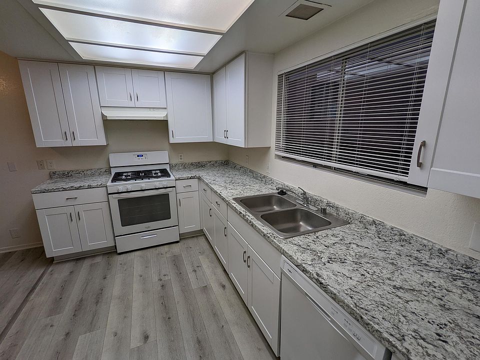 1st image of 28918 Calle Del Lago APT B
