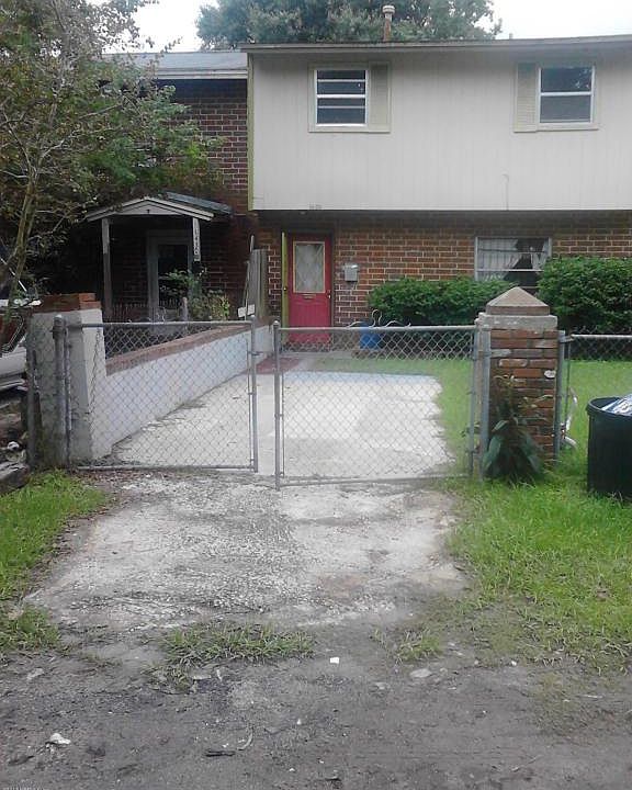 1st image of 1432 W 18th St