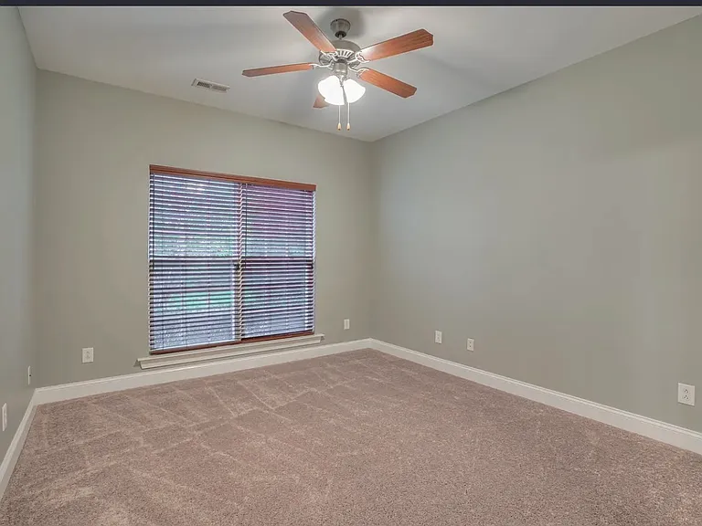 214 Rowlette Cir #214 — Photo 18