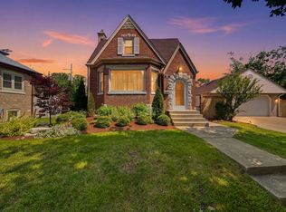 6653 N Oketo Ave, Chicago, IL 60631