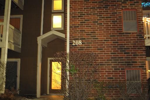 2nd image of 208 Glengarry Dr APT 103